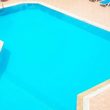 Tunacan Hotel