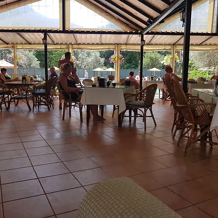 Tunacan Hotel