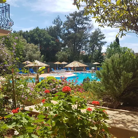 Tunacan Hotel