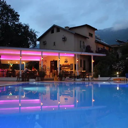 Hotel Tunacan 3*