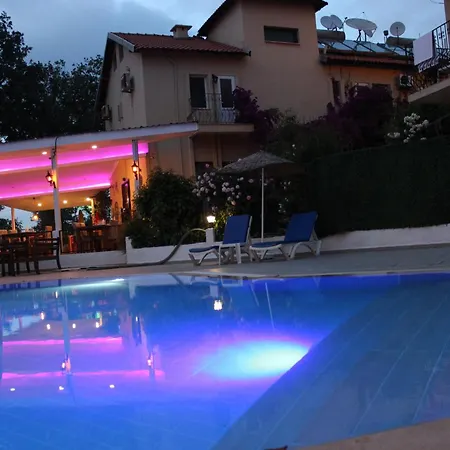 Tunacan Hotel 3*