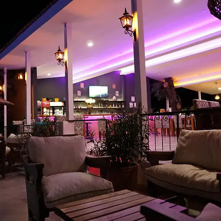 Tunacan Hotel